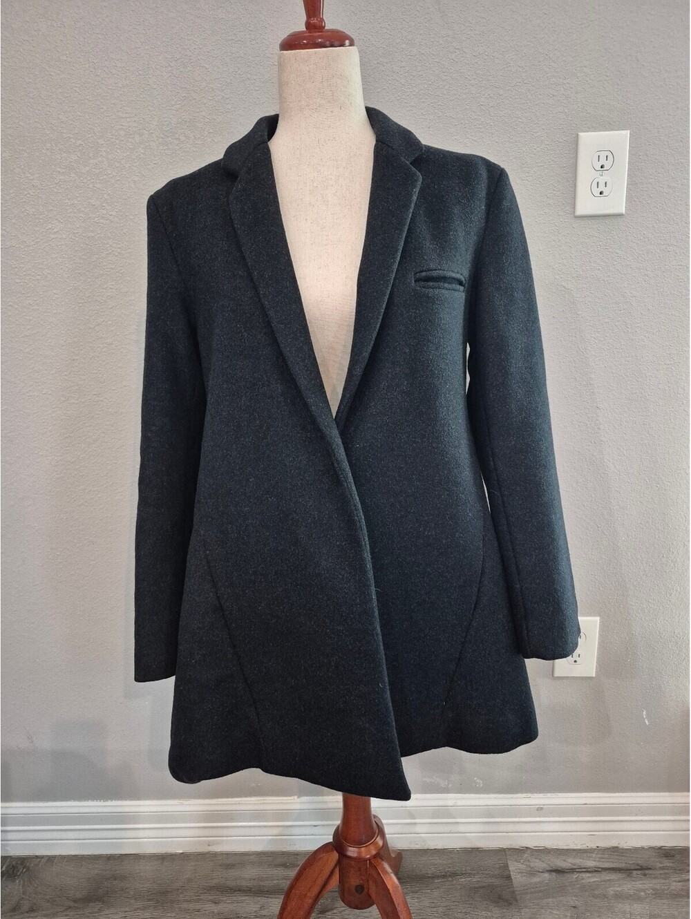 CO Virgin Wool Womens Coat Size Medium